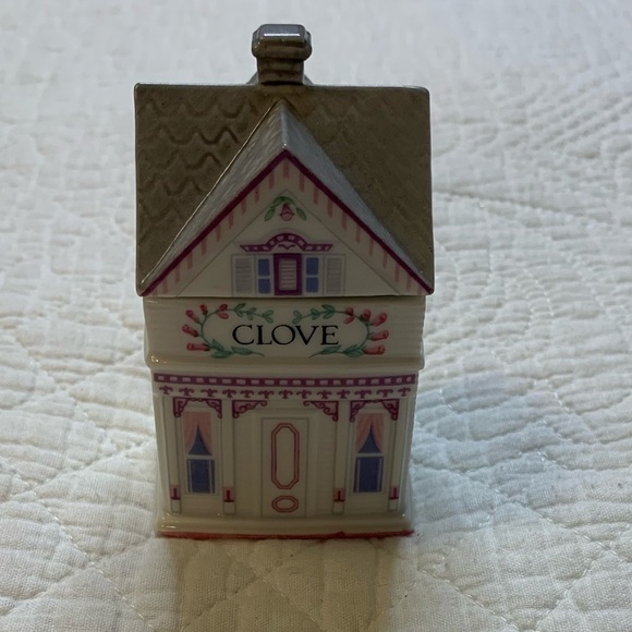 CLOVE Vintage Lenox Spice Village 1989 Jar House Replacement